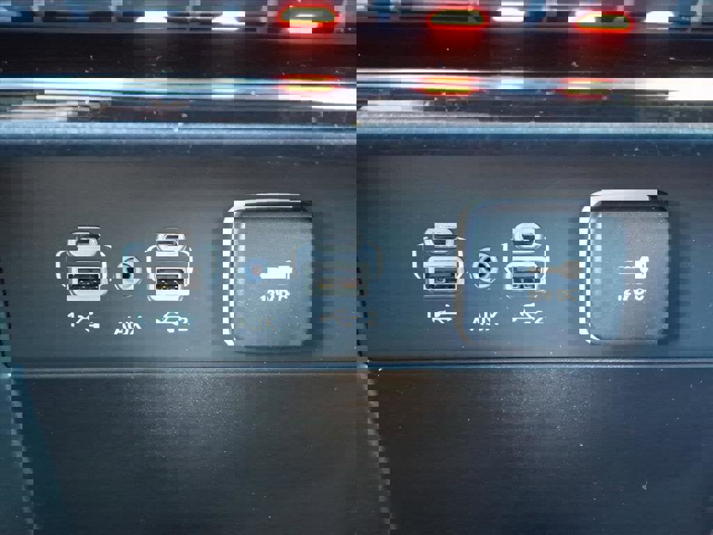 New 2025 Jeep Grand Cherokee Limited image 11