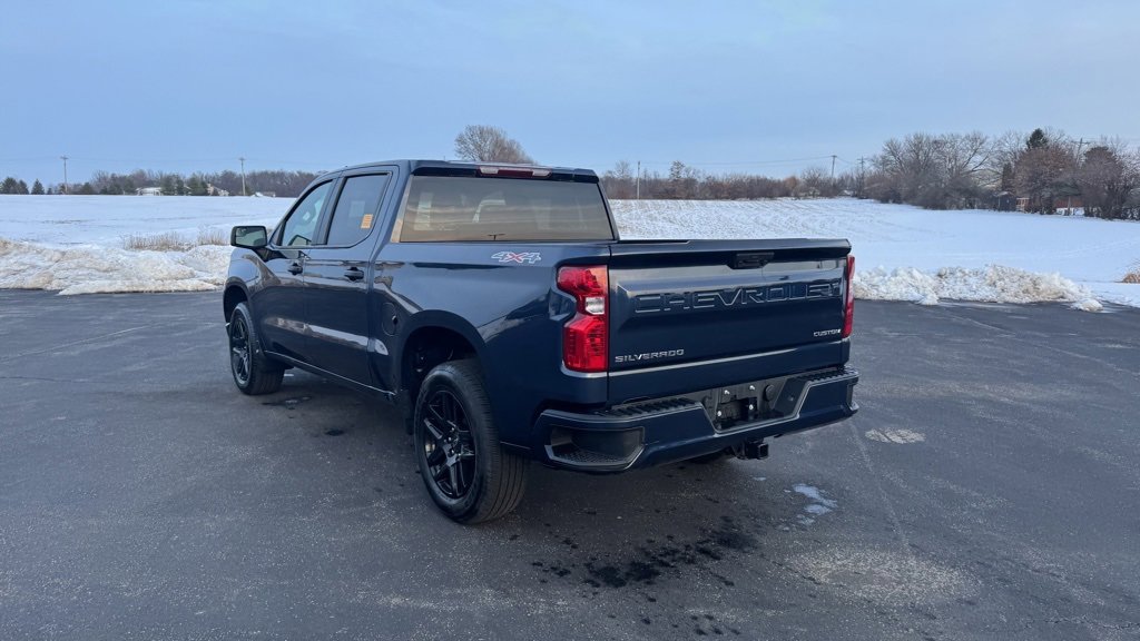 Used 2022 Chevrolet Silverado 1500 Custom image 5