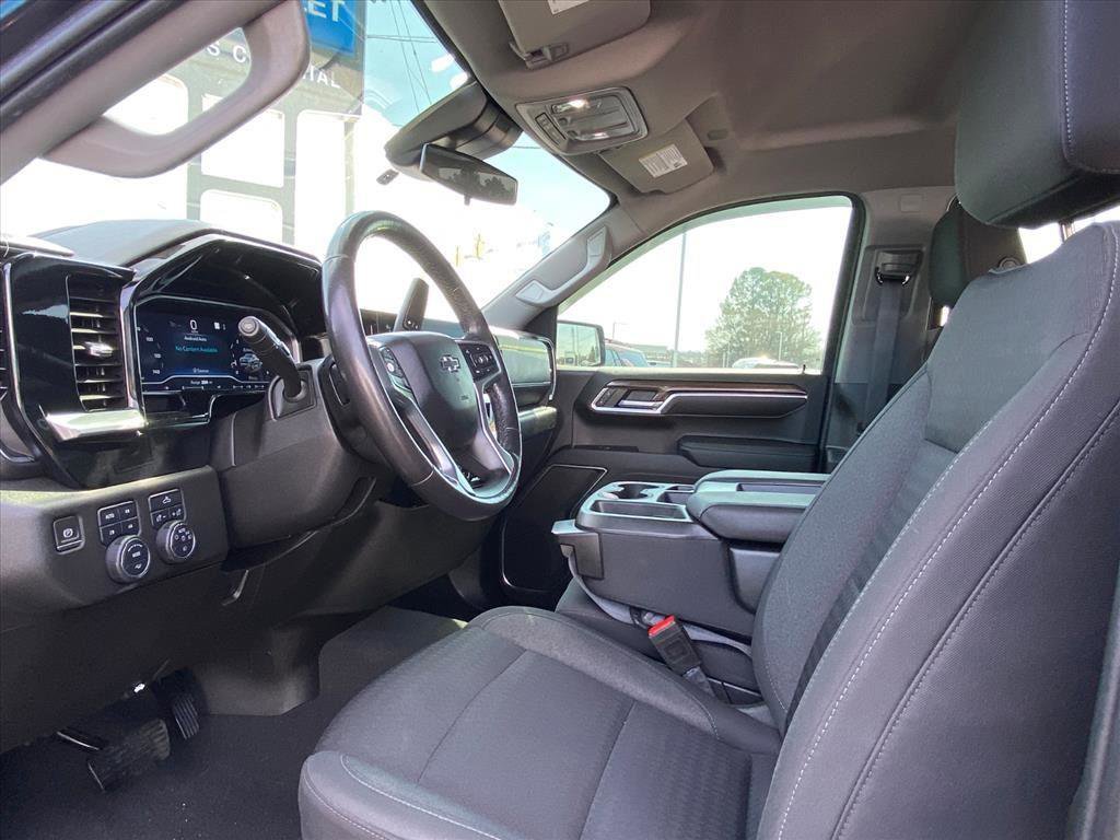 Used 2023 Chevrolet Silverado 1500 RST w/ Z71 Off-Road Package image 15