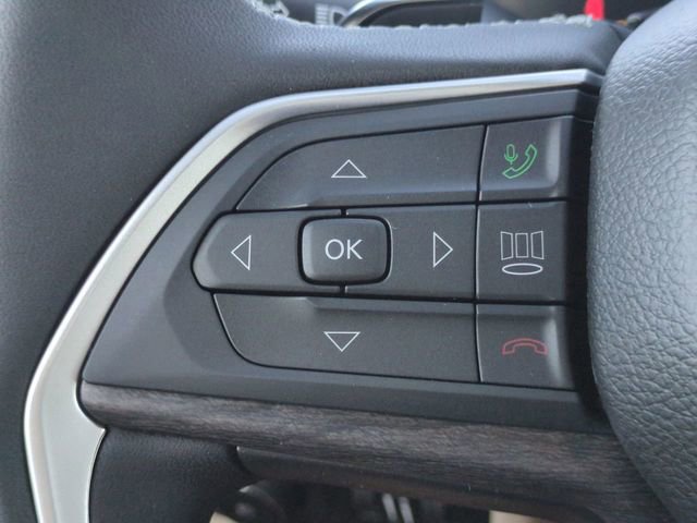 New 2025 Jeep Grand Cherokee Limited w/ Trailer Tow Package image 25