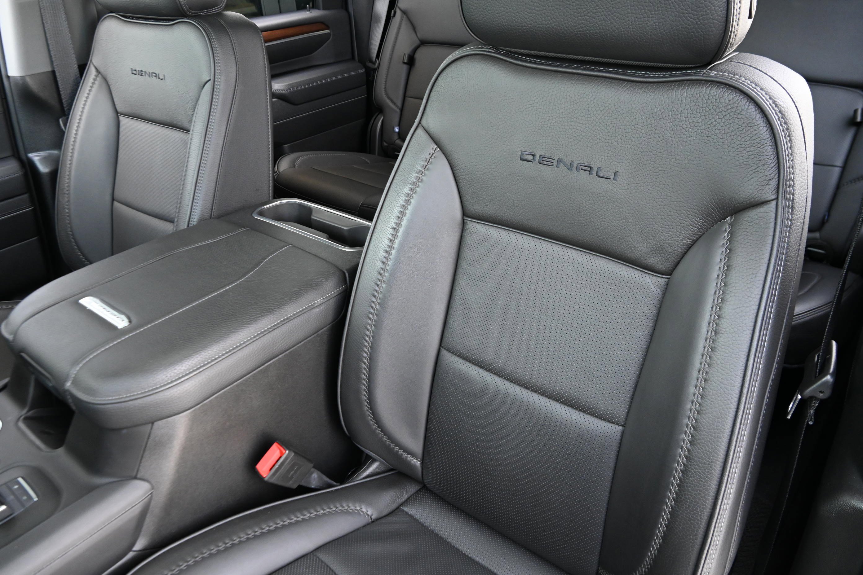 Used 2024 GMC Sierra 2500 Denali w/ Denali Reserve Package image 10