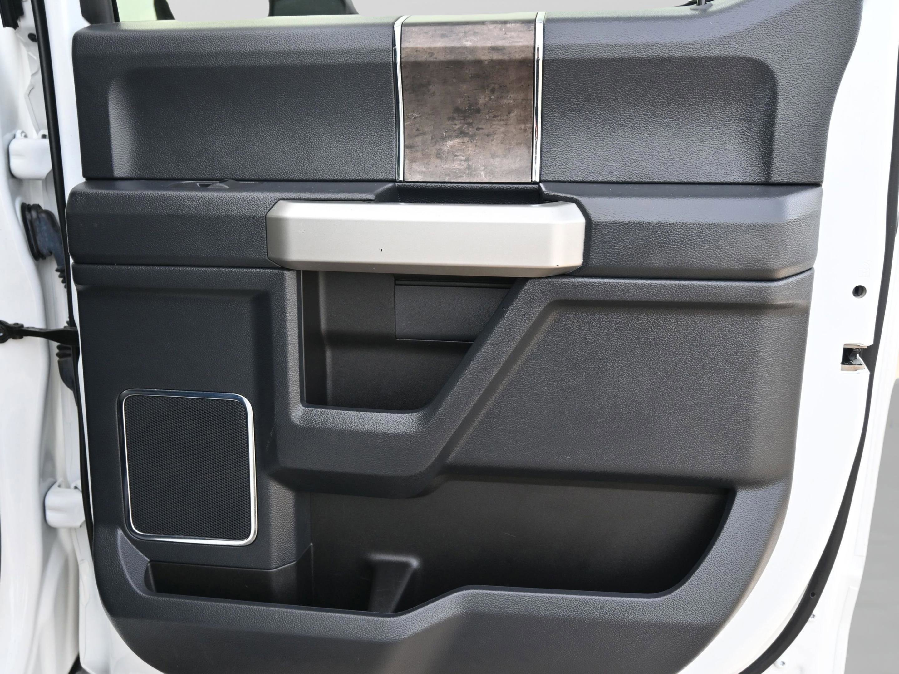 Certified 2022 Ford F350 Lariat w/ Lariat Ultimate Package image 26