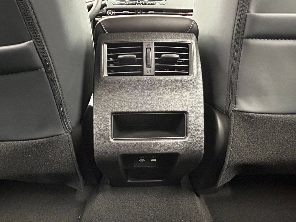 New 2026 Mitsubishi Outlander SE AWD/4WD image 43