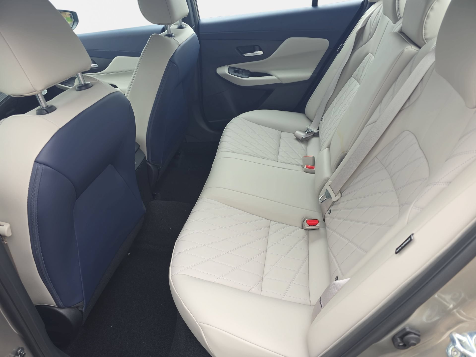 New 2026 Nissan Sentra SL w/ Floor Mat Package FWD image 13