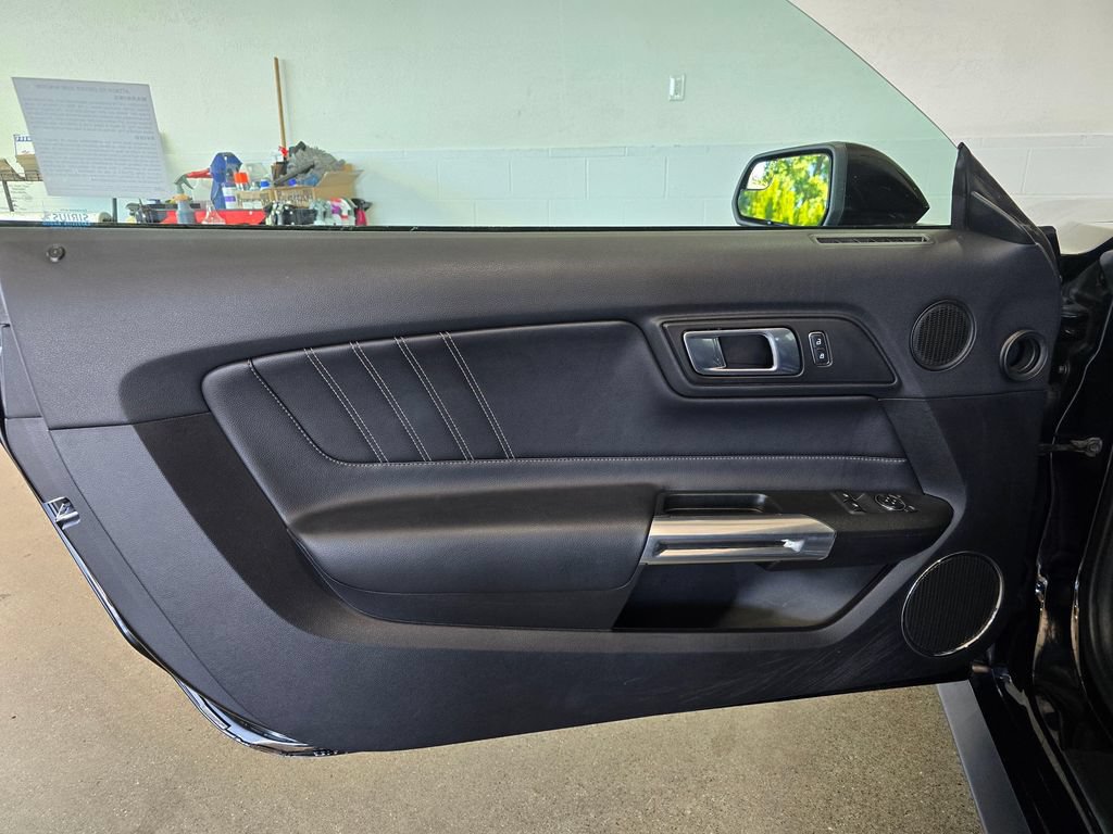 Used 2018 Ford Mustang GT Premium w/ Black Accent Package RWD image 23