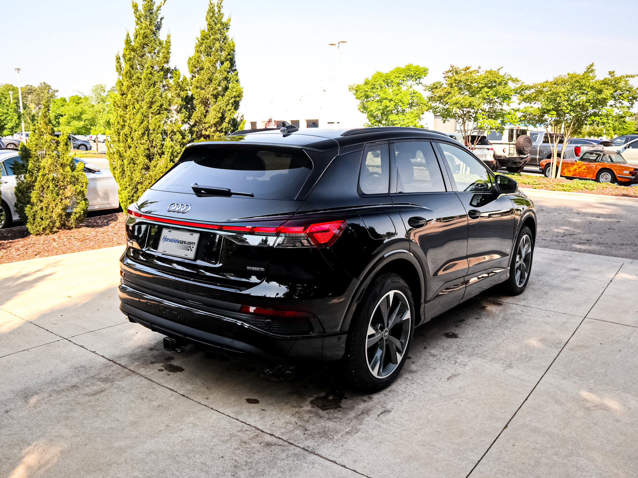 Used 2023 Audi Q4 e-tron Premium Plus AWD/4WD image 11