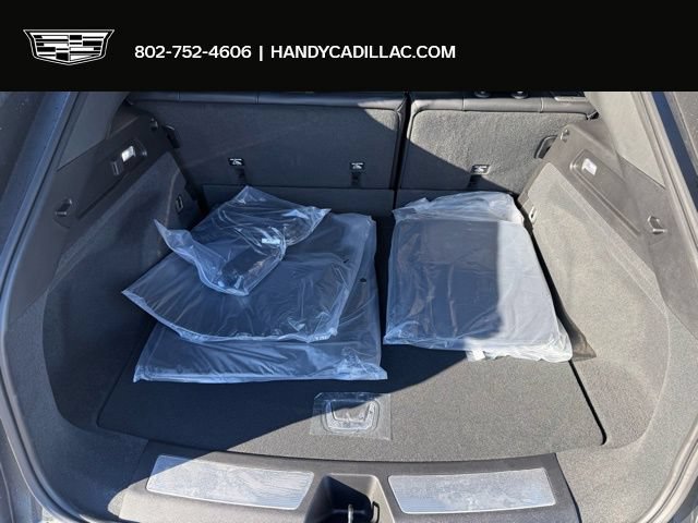 New 2026 Cadillac Lyriq Luxury w/ LPO, Floor Liner Package AWD/4WD image 25