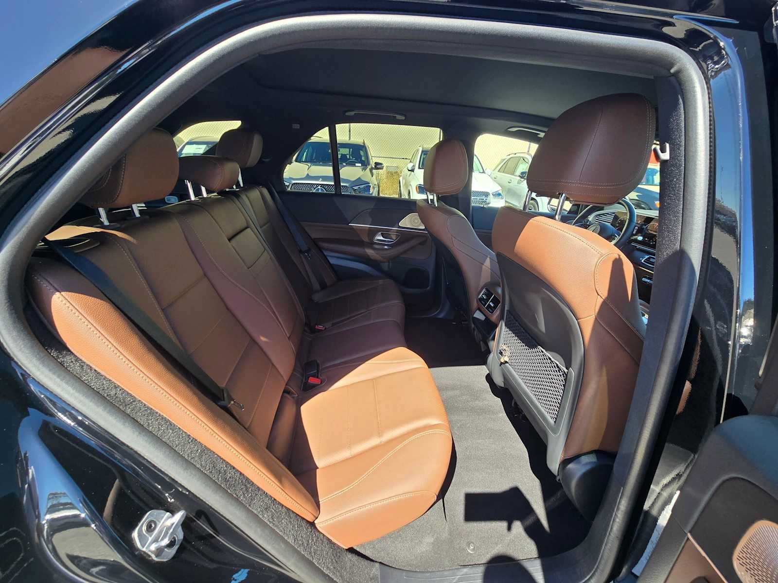 Used 2025 Mercedes-Benz GLE 450e 4MATIC image 12