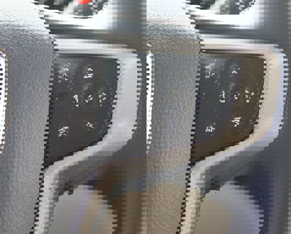 Used 2021 GMC Acadia Denali w/ Denali Technology Package image 12