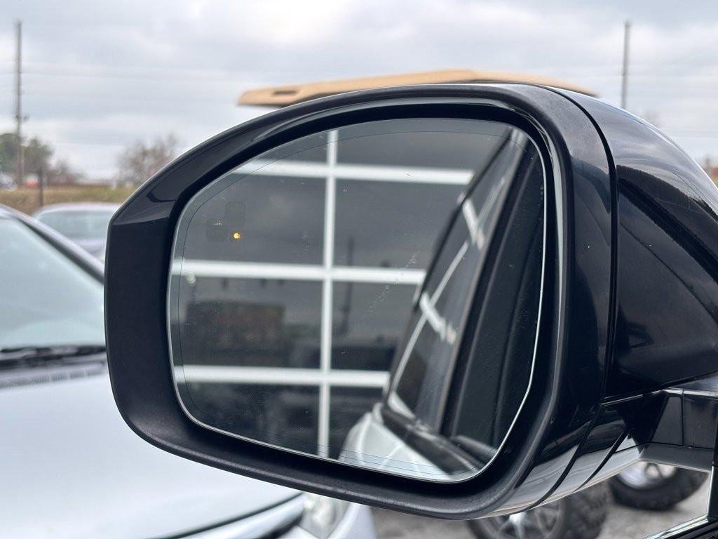 Used 2018 Land Rover Range Rover Sport HSE image 15