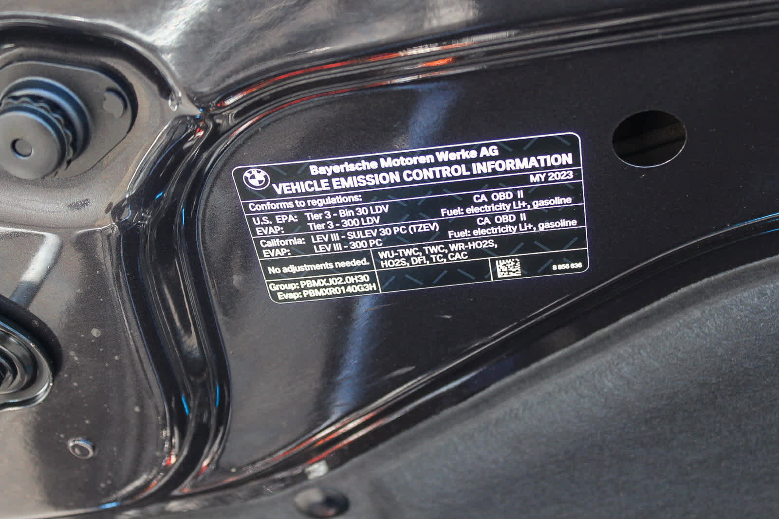 Certified 2023 BMW 530e w/ Convenience Package image 36