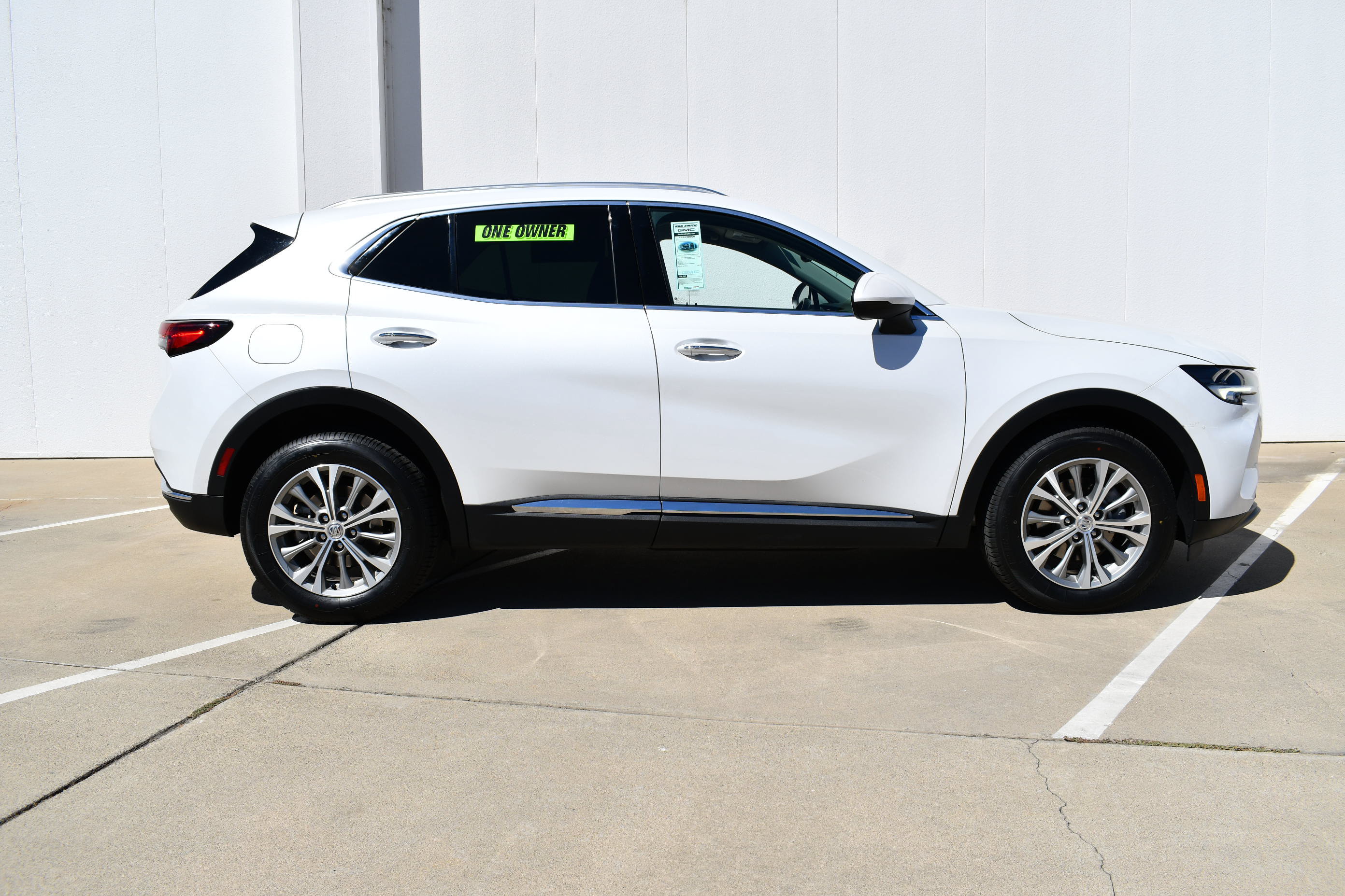 Used 2023 Buick Envision Preferred FWD image 5