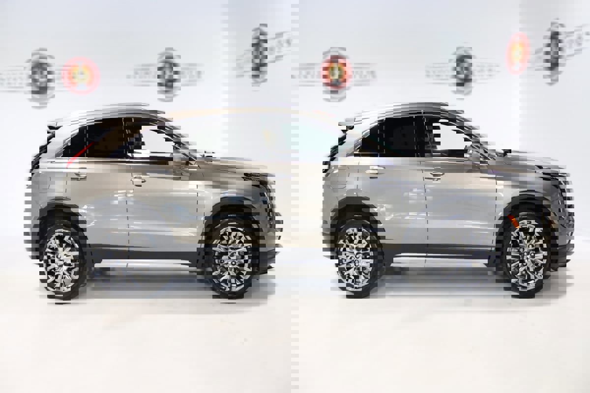 Used 2020 Cadillac XT4 Premium Luxury image 5