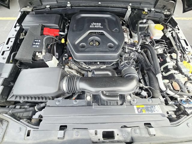 Used 2020 Jeep Wrangler Unlimited Sahara AWD/4WD image 16