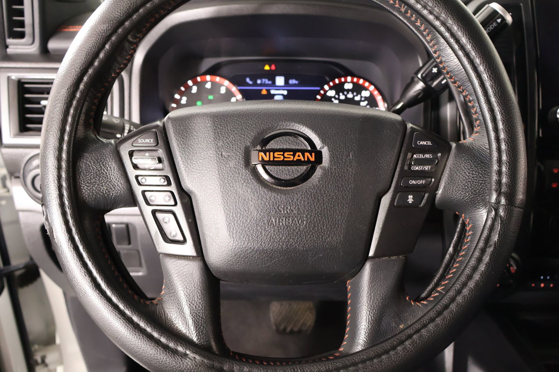 Used 2021 Nissan Titan PRO-4X w/ Pro-4x Utility Package AWD/4WD image 3
