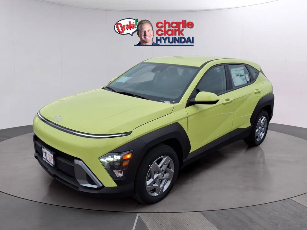 New 2026 Hyundai Kona SE image 1