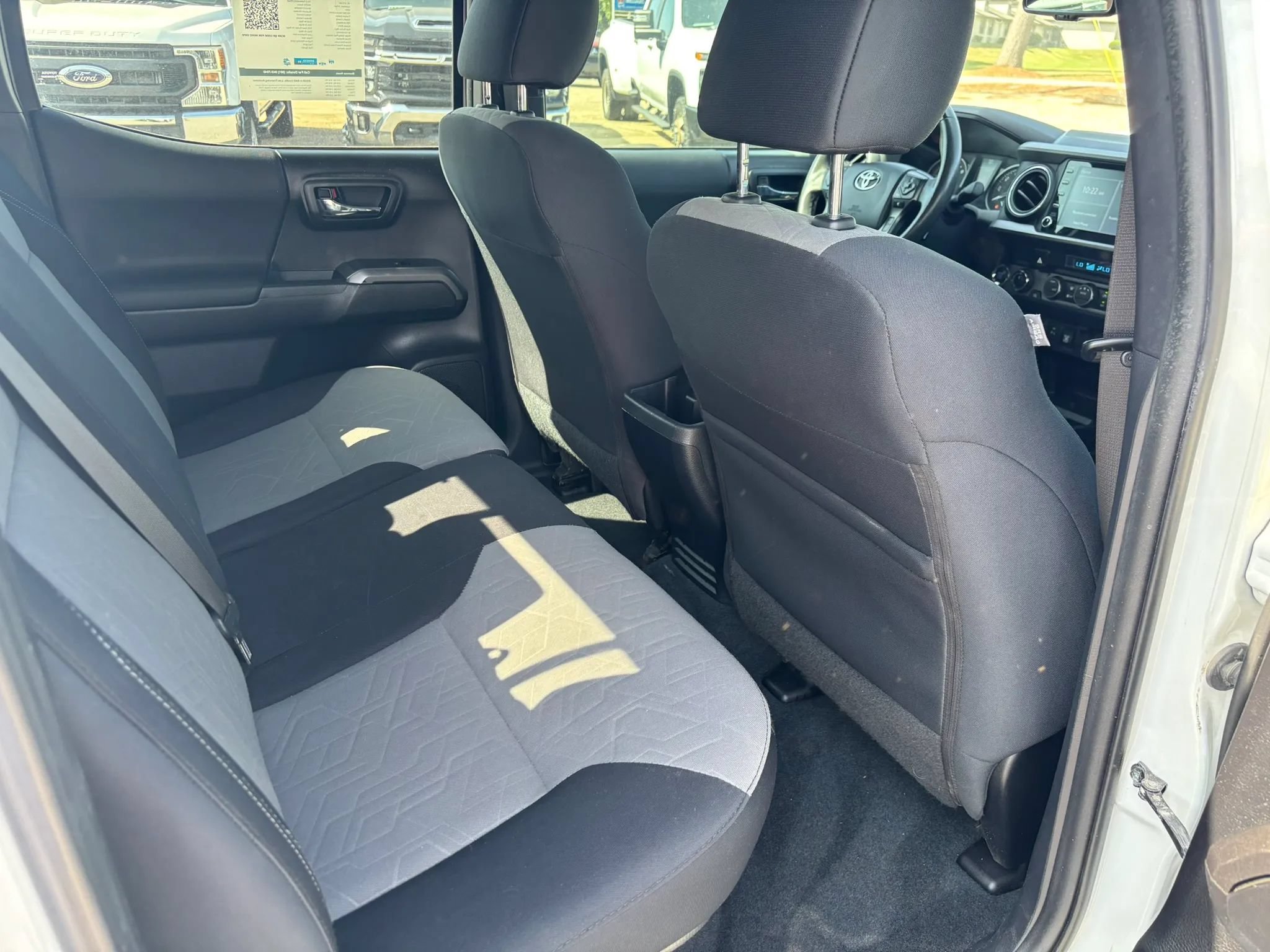 Used 2021 Toyota Tacoma TRD Sport w/ Technology Package AWD/4WD image 17