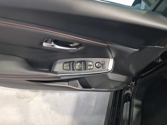Used 2024 Nissan Sentra SR FWD image 11