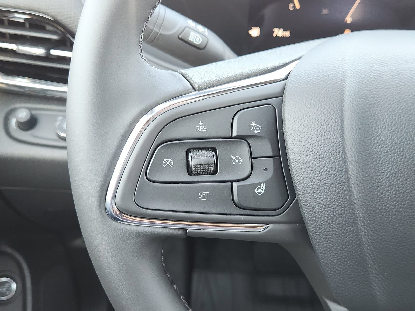 New 2026 Buick Envista Sport Touring w/ Convenience I Package FWD image 32