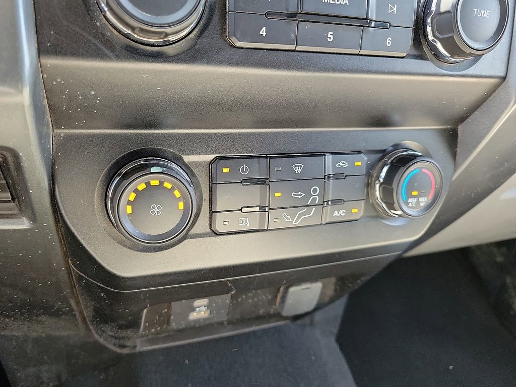 Used 2021 Ford F350 XLT AWD/4WD image 22