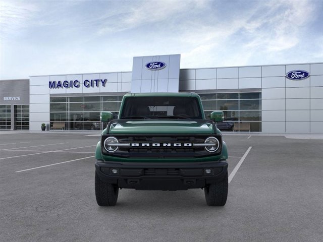 New 2025 Ford Bronco Outer Banks image 6