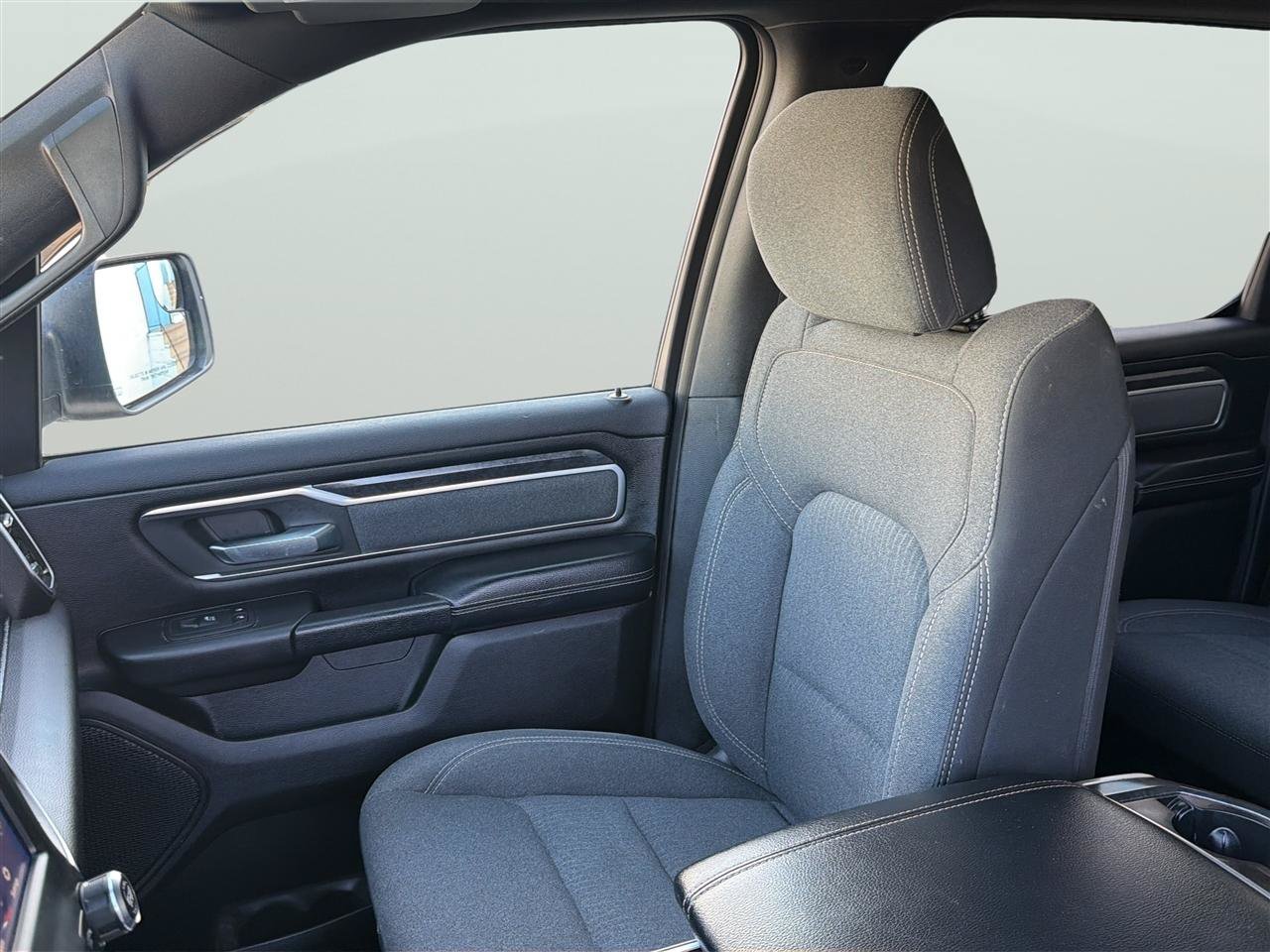 Used 2019 RAM 1500 Big Horn AWD/4WD image 13