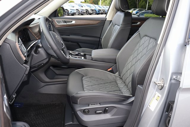 New 2026 Volkswagen Atlas SEL Premium R-Line image 12