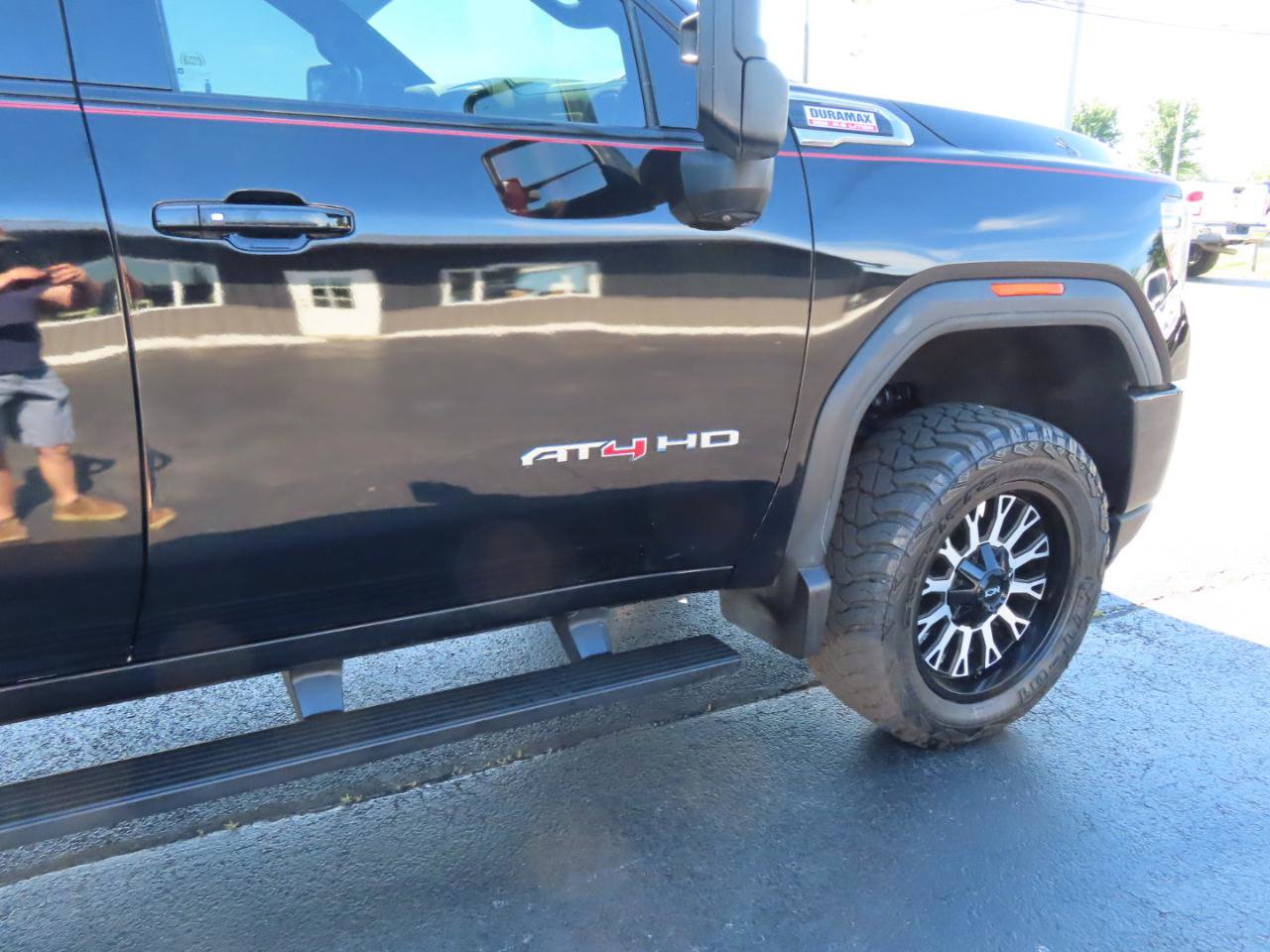 Used 2020 GMC Sierra 2500 AT4 w/ AT4 Premium Package AWD/4WD image 26