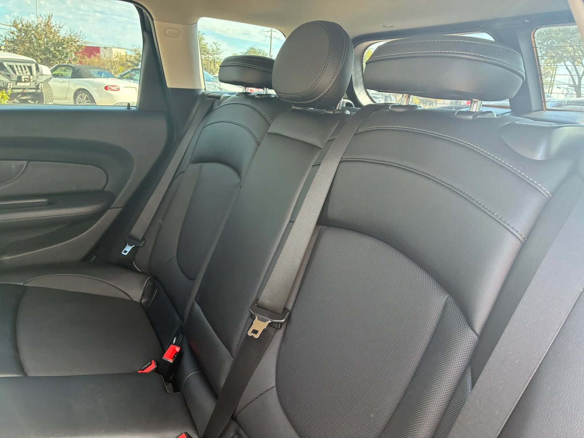 Used 2017 MINI Cooper Clubman ALL4 AWD/4WD image 15