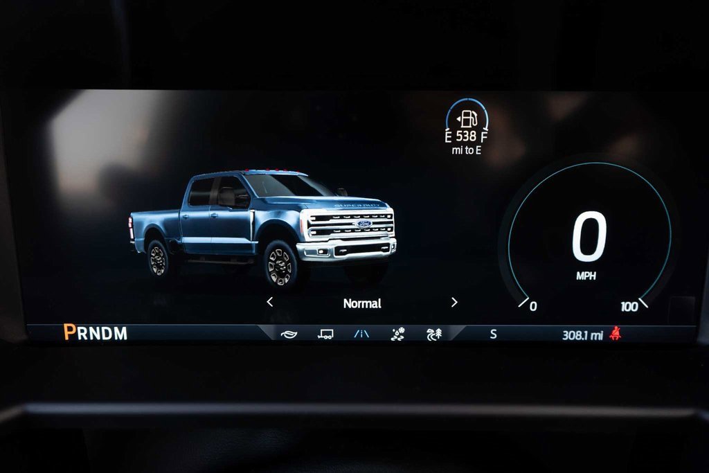 Used 2025 Ford F250 Platinum image 30