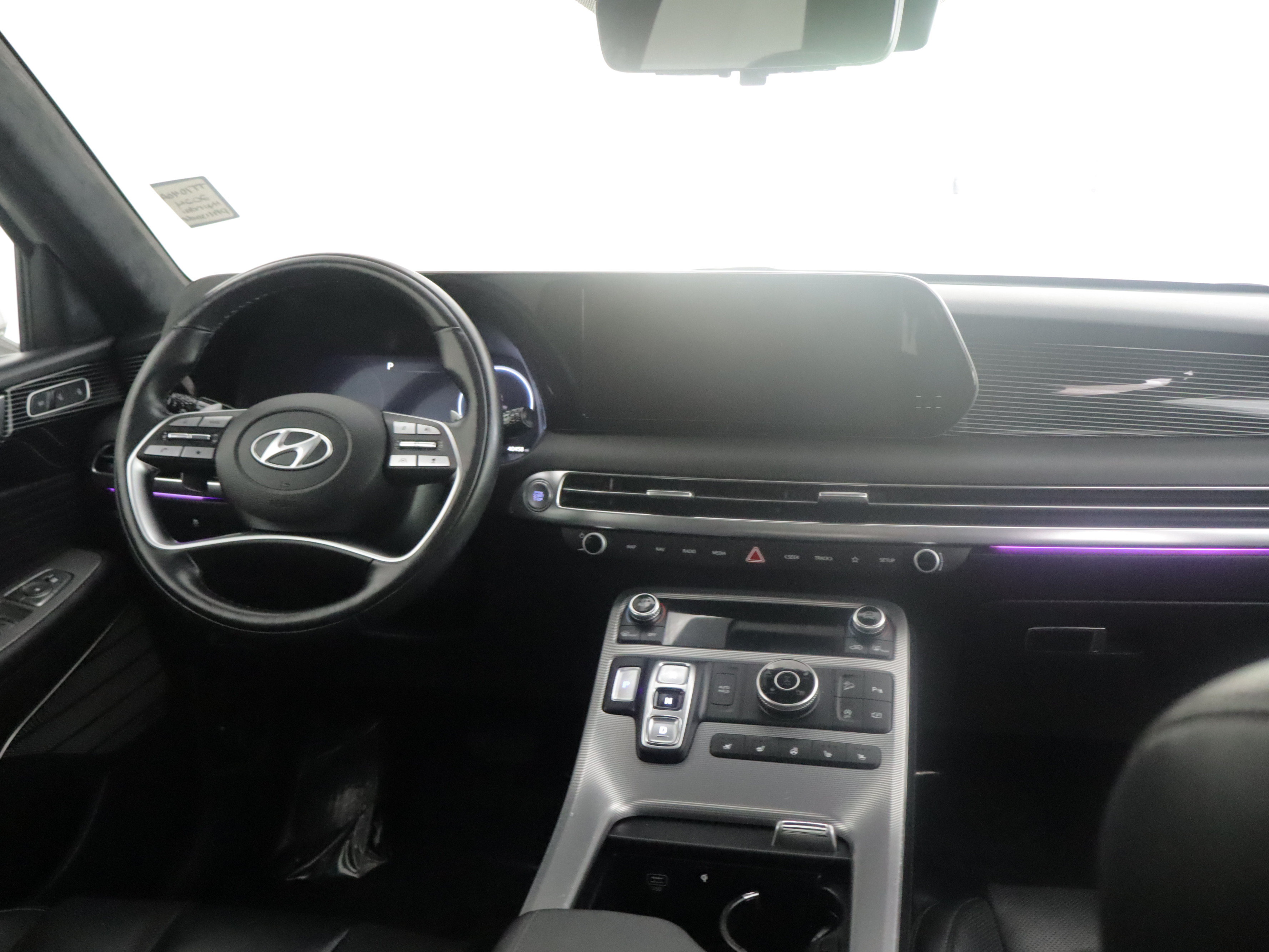 Used 2024 Hyundai Palisade Calligraphy AWD/4WD image 2