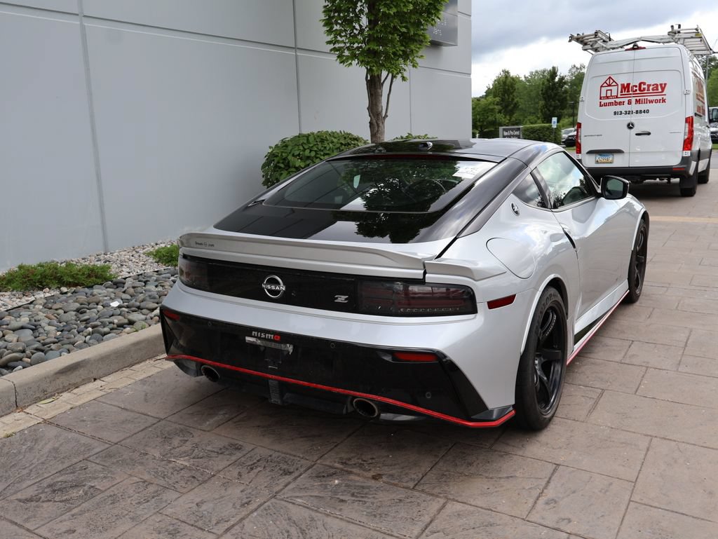 Used 2025 Nissan Z NISMO w/ Floor Mat Package RWD image 7