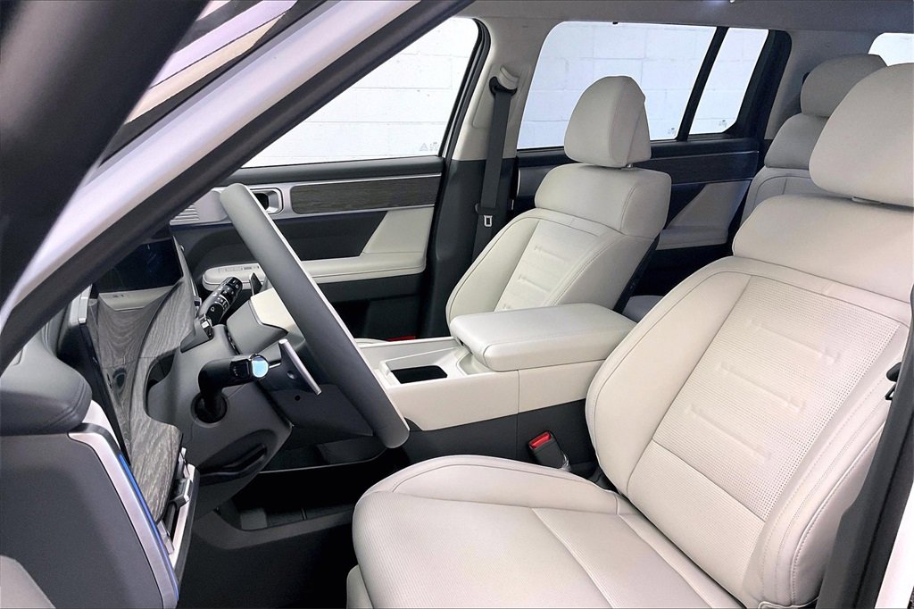 New 2026 Hyundai Santa Fe Calligraphy image 9