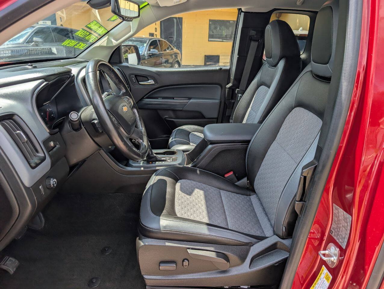Used 2016 Chevrolet Colorado Z71 RWD image 17