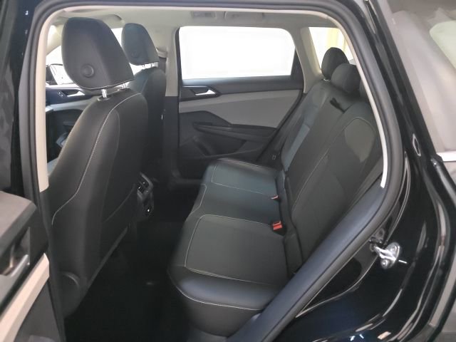 Certified 2022 Volkswagen Taos SE AWD/4WD image 28