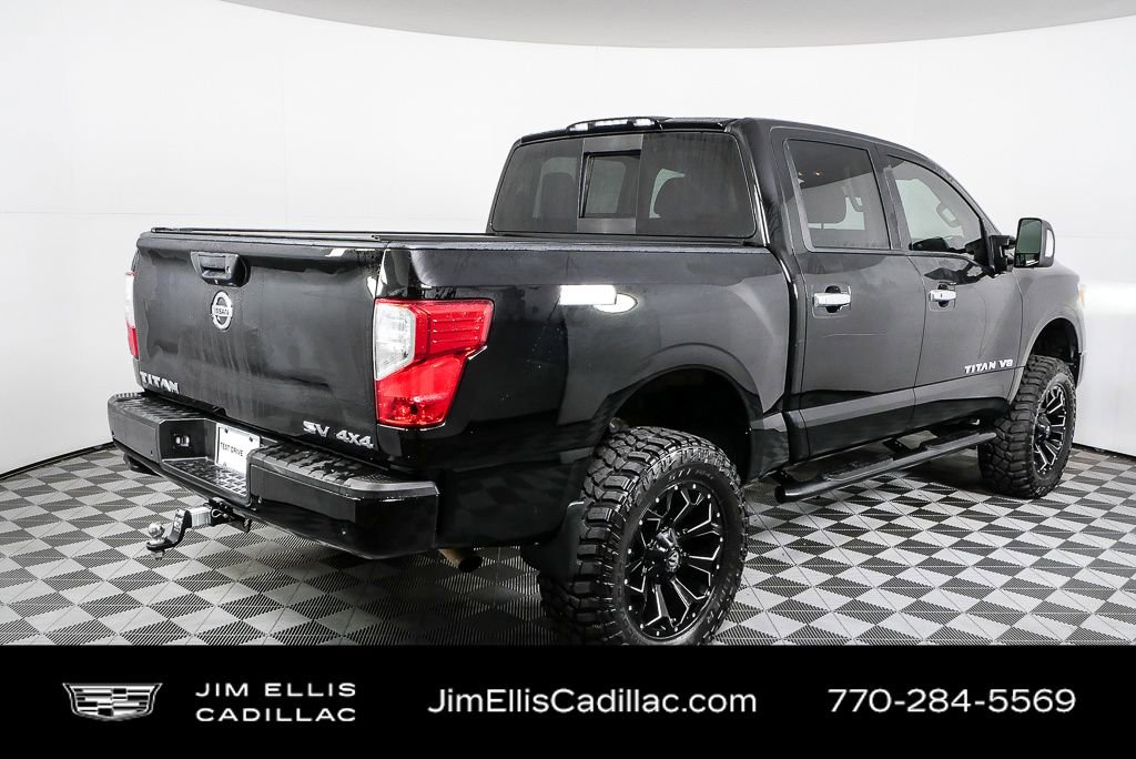 Used 2020 Nissan Titan SV w/ SV Convenience Package image 27
