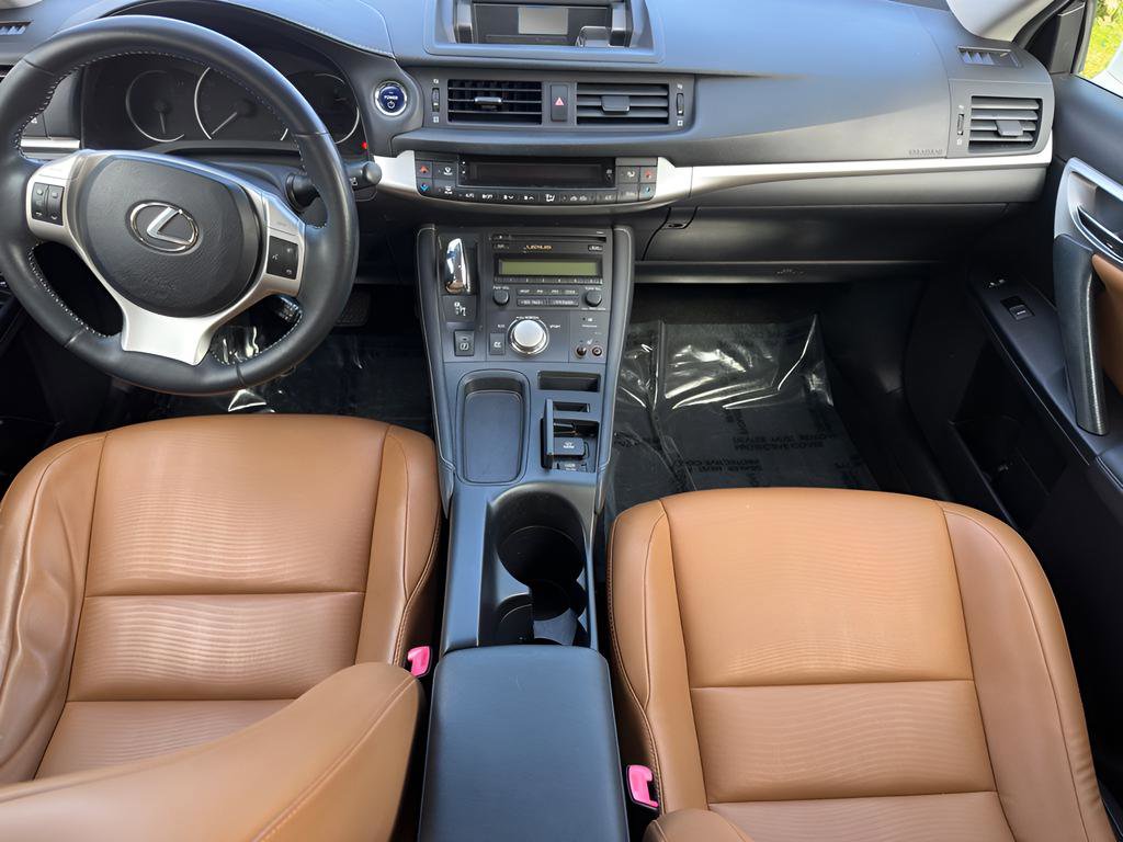 Used 2012 Lexus CT 200h Premium image 19