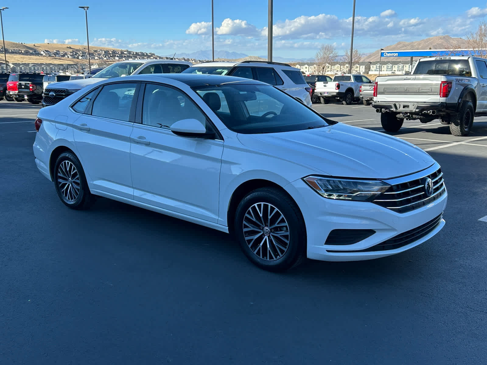 Used 2021 Volkswagen Jetta SE image 4