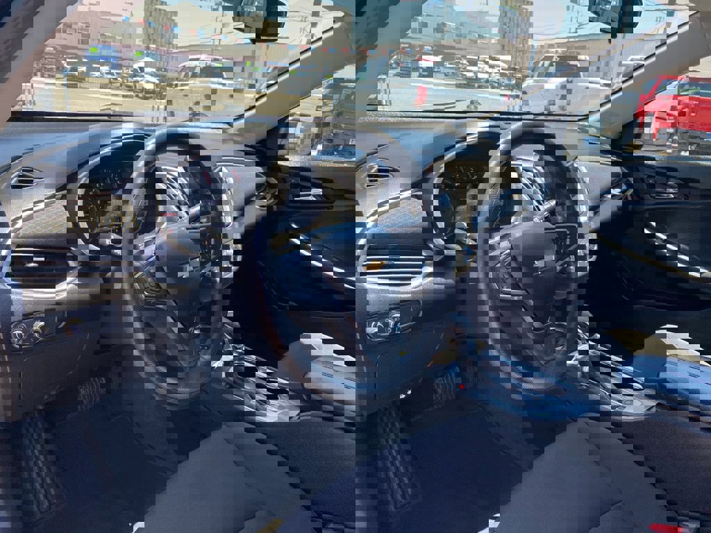 Used 2022 Chevrolet Malibu LT image 19