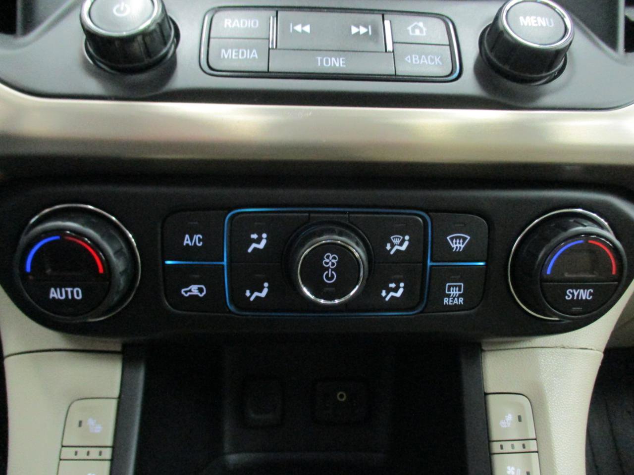 Used 2018 GMC Acadia Denali w/ Technology Package image 27