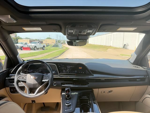 Used 2024 Cadillac Escalade Premium Luxury w/ Performance Package AWD/4WD image 32