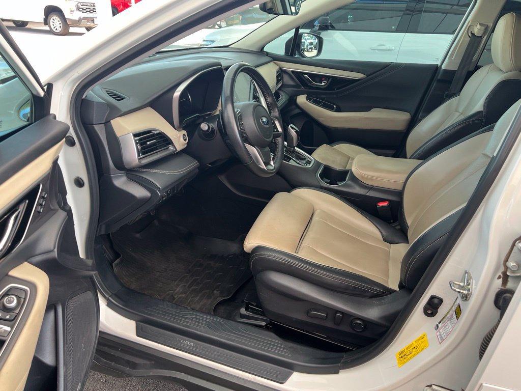 Used 2020 Subaru Outback Limited w/ Popular Package #2 AWD/4WD image 9