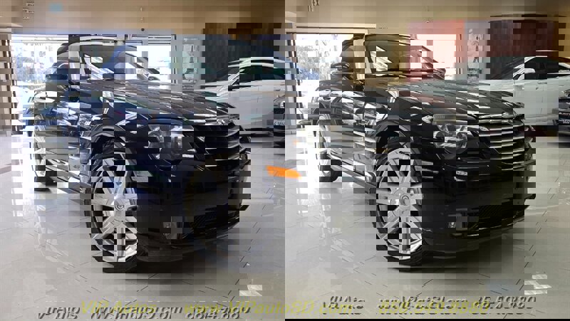 Used 2005 Chrysler Crossfire Limited image 1