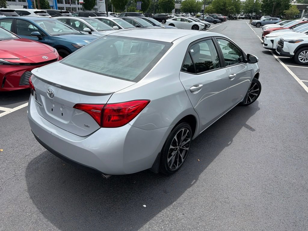 Used 2017 Toyota Corolla SE w/ Carpet Mat Package (TMS) FWD image 6