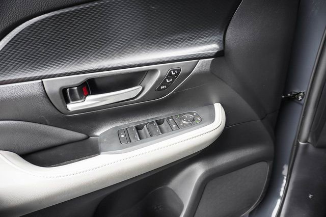 Used 2024 Toyota Grand Highlander AWD Hybrid image 12