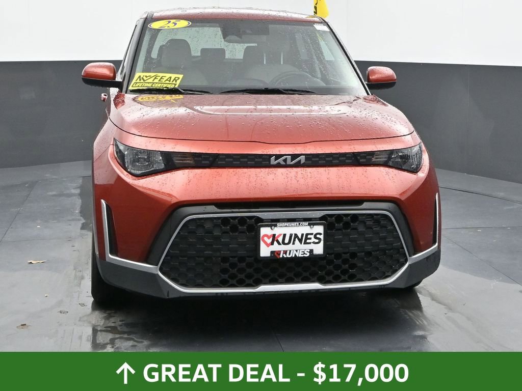 Used 2025 Kia Soul LX w/ LX Technology Package image 5