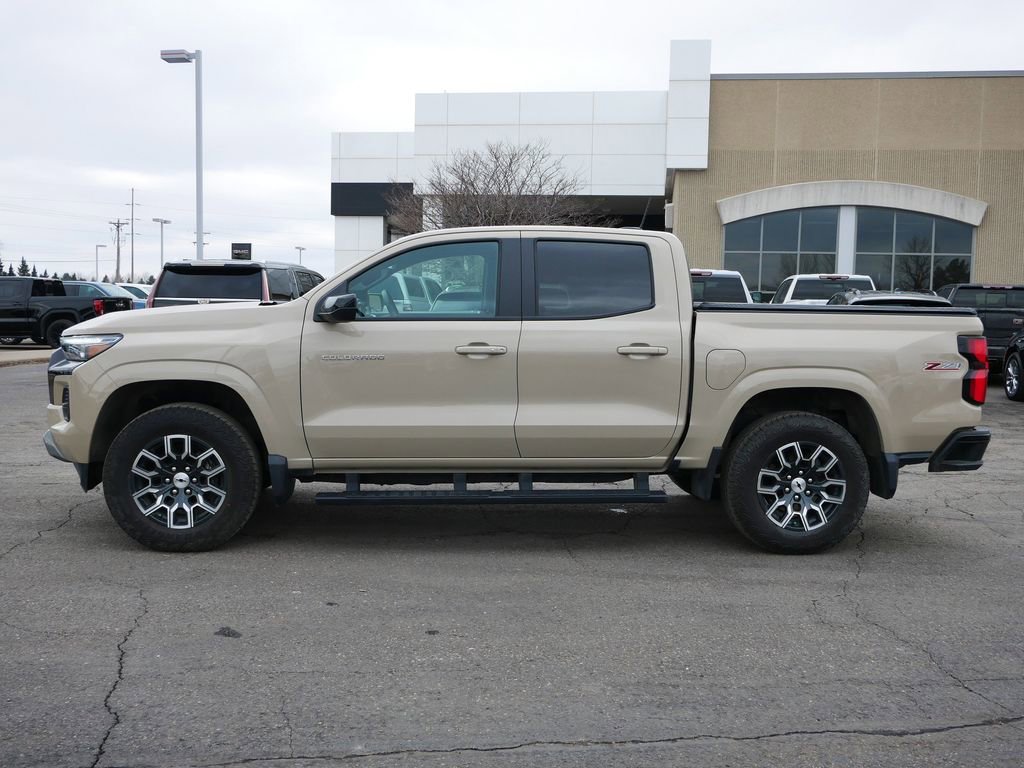 Used 2023 Chevrolet Colorado Z71 w/ Z71 Convenience Package 2 AWD/4WD image 6