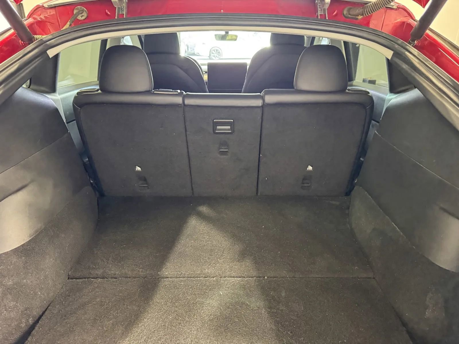 Used 2021 Tesla Model Y Long Range image 10