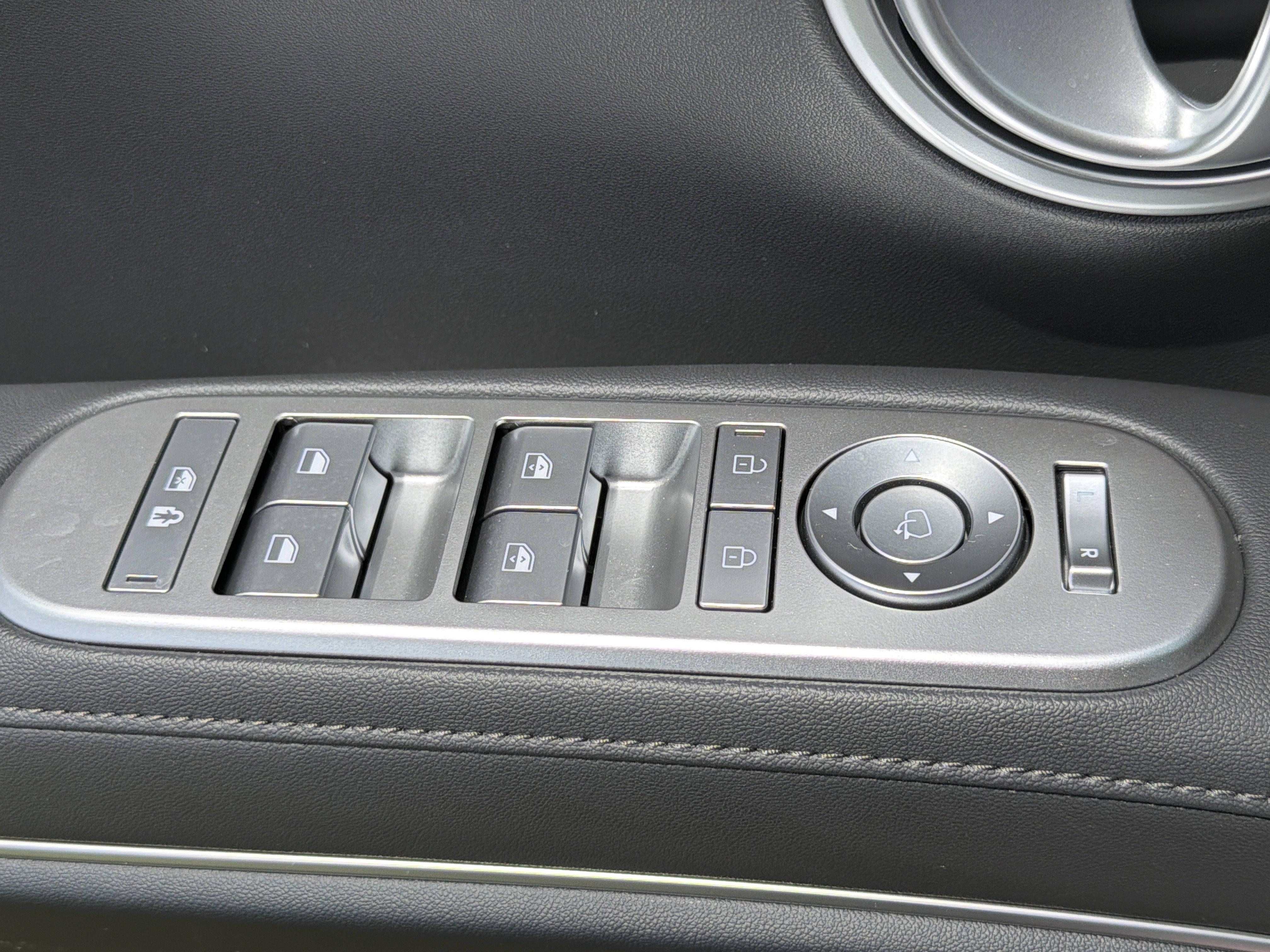 New 2026 Hyundai Palisade SEL Premium FWD image 11