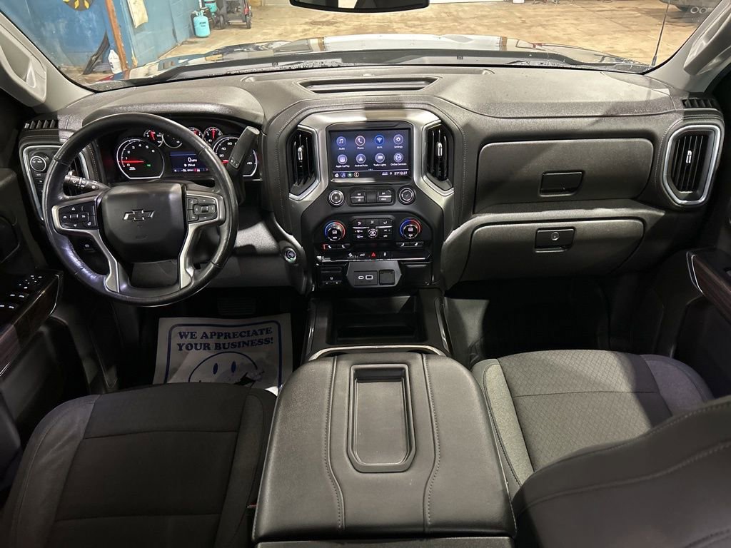 Used 2021 Chevrolet Silverado 1500 LT Trail Boss image 2